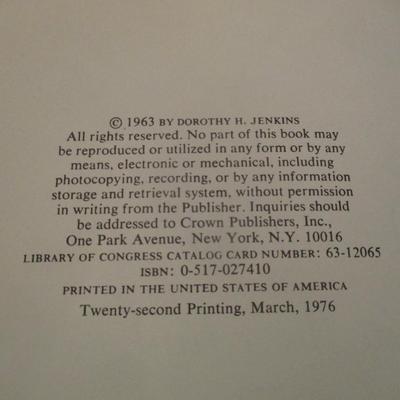 Antiques & Collectibles Guide Books #9