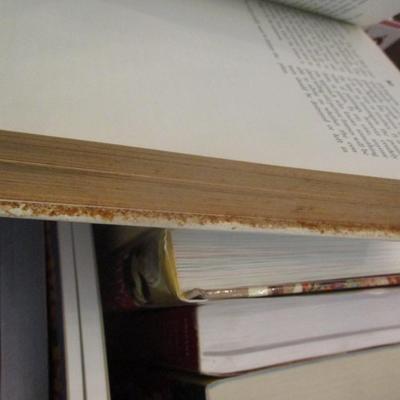 Antiques & Collectibles Guide Books #9