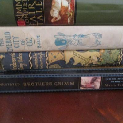 Variety Of Books Several Authors Andersen's Fairy Tales The Emerald City Of Oz