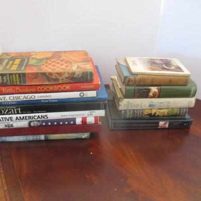 Variety Of Books Several Authors Andersen's Fairy Tales The Emerald City Of Oz