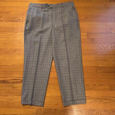 Saddlebred, Haggar Clothing, Jos A Banks plus Other Men’s Dress Pants - men’s sizes 34-38 (GB-DZ)