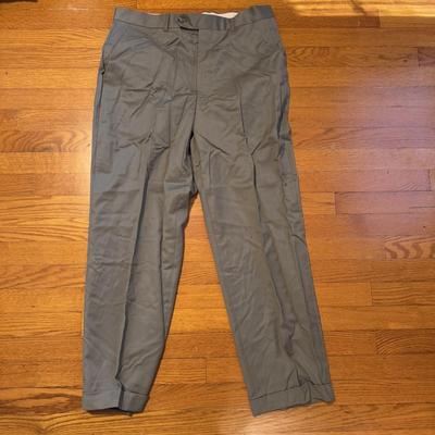 Saddlebred, Haggar Clothing, Jos A Banks plus Other Men’s Dress Pants - men’s sizes 34-38 (GB-DZ)