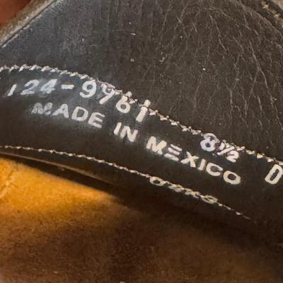 Lands’ End, Johnston & Murphy, and More Men’s Dress Shoes (GB-DZ)