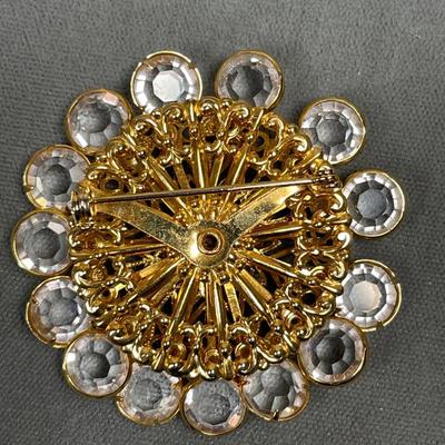 Clear Austrian Crystal stone Pin