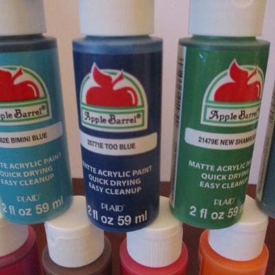 New 2 Fl Oz Apple Barrel Matte Acrylic Paints
