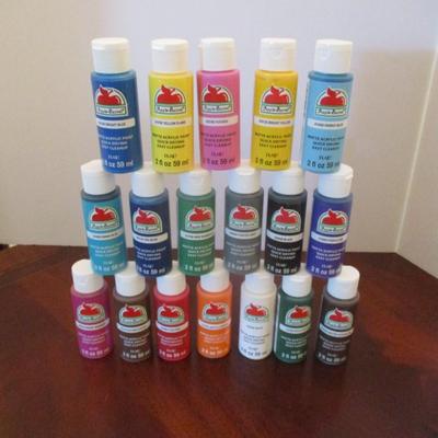 New 2 Fl Oz Apple Barrel Matte Acrylic Paints
