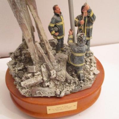 Red Hats Of Courage Vanmark Firefighter Hope Sculpture September 11th
