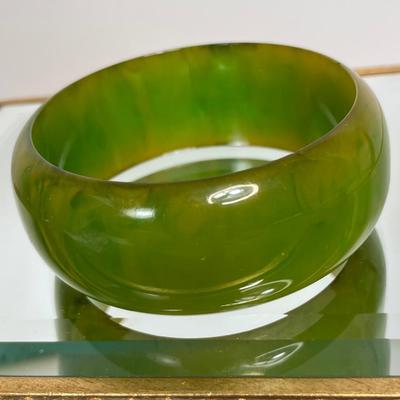 Green marble bakelite bracelet