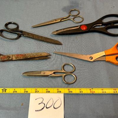 Scissor Lot
