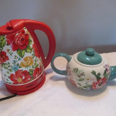 Pioneer Woman Electric Tea Kettle & Teapot