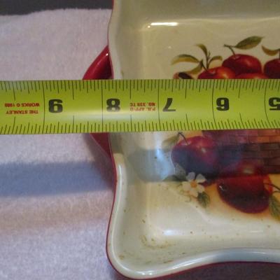 Red Apple Basket Casserole Dishes