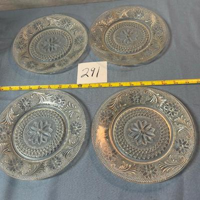 Vintage Sandwich Plates