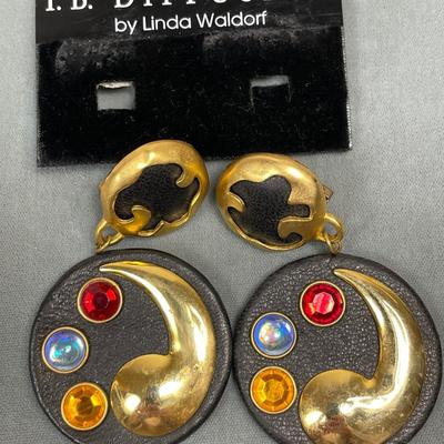 Linda Waldorf 1980’s leather earrings