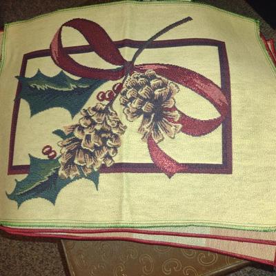 Collection of Linens- Includes Table Linens (Placemats and Runners)