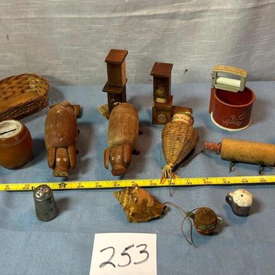 Vintage Salt and Pepper Shakers
