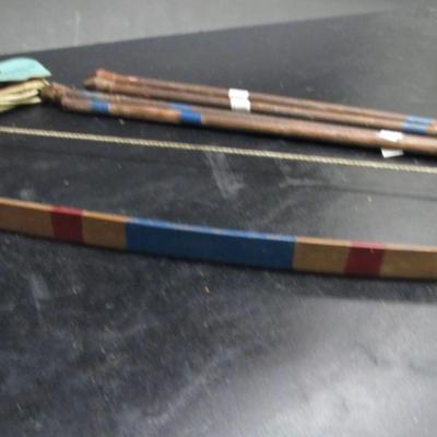Vintage Bow & Arrows