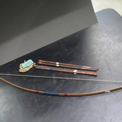 Vintage Bow & Arrows