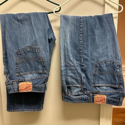 Collection of Men’s Lucky Brand and Kirkland Jeans