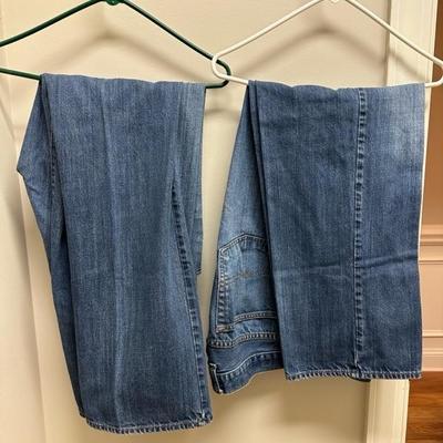 Collection of Men’s Lucky Brand and Kirkland Jeans