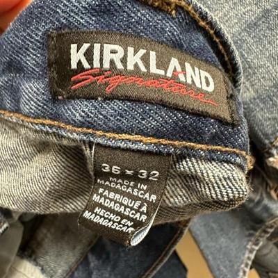 Collection of Men’s Lucky Brand and Kirkland Jeans