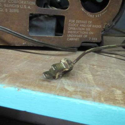 Vintage Zenith Clock Radio