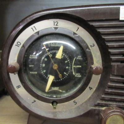 Vintage Zenith Clock Radio