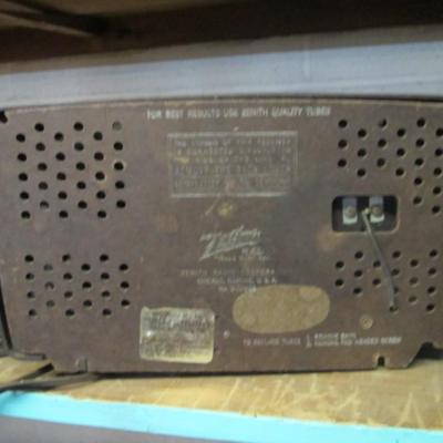 Vintage Tube Radio Mid-century Zenith AM/FM Radio