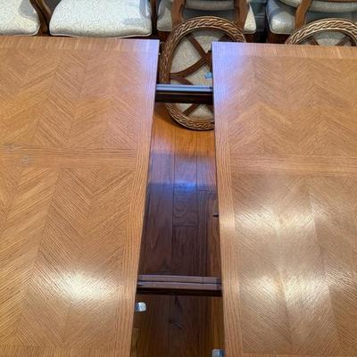 Beautiful Kitchen and Dining Room Table and Chairs