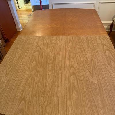 Beautiful Kitchen and Dining Room Table and Chairs