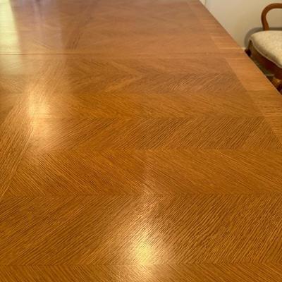 Beautiful Kitchen and Dining Room Table and Chairs