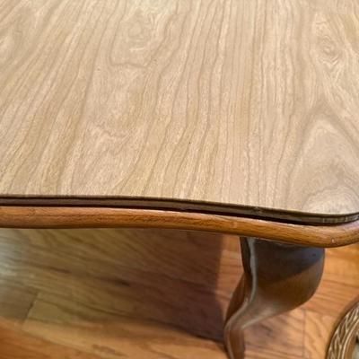 Beautiful Kitchen and Dining Room Table and Chairs