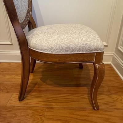 Beautiful Kitchen and Dining Room Table and Chairs