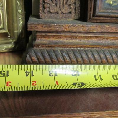 Ingraham Carved Oak Parlor Clock