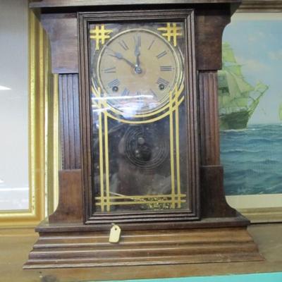 Sessions Mantle Clock With Key