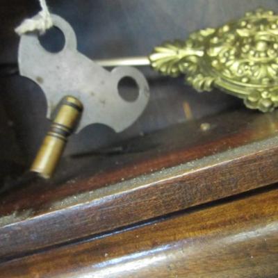Sessions Mantle Clock With Key