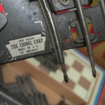 Lionel Corp Track Pieces No. 1024