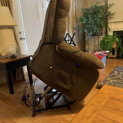 Massage Lift Chair with Remote & Heat Setting