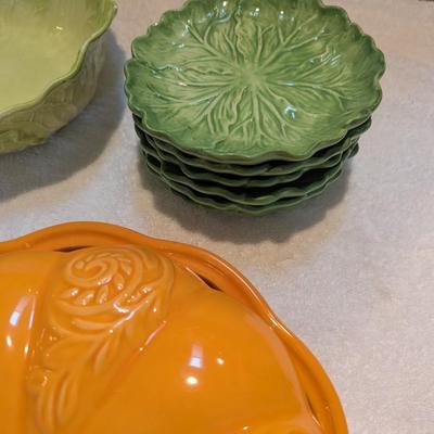 Avon Salad Bowls & Serving Dishes
