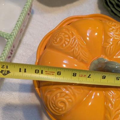 Avon Salad Bowls & Serving Dishes