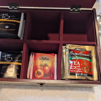 Coffee & Tea Accessorizes USA & Pyrex Pots