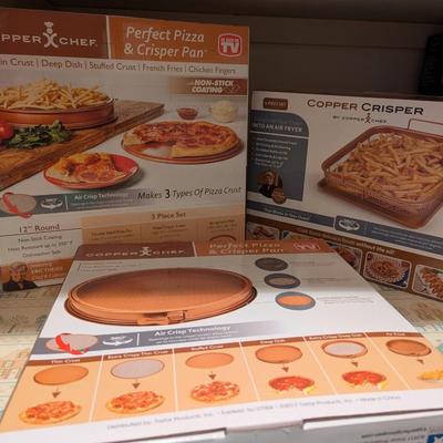 Pampered Chef Crisper Pans