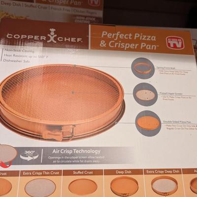 Pampered Chef Crisper Pans