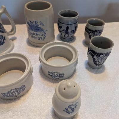 German Wine Grape Cups Pfaltzgraff Yorktowne Crocks