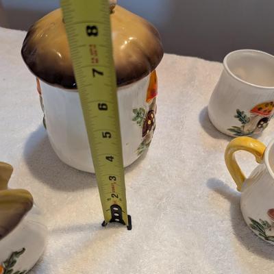 Vintage Merry Mushroom China