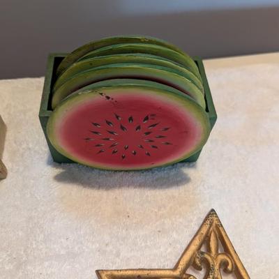 Coasters Trivets & Plates