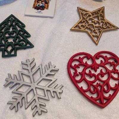 Coasters Trivets & Plates