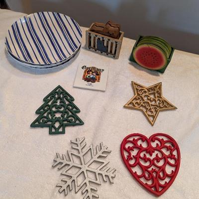 Coasters Trivets & Plates