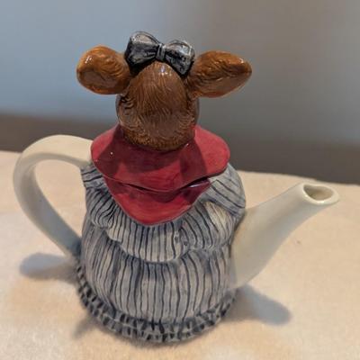Vintage Bunny Teapot Approx 8 1/2" Tall