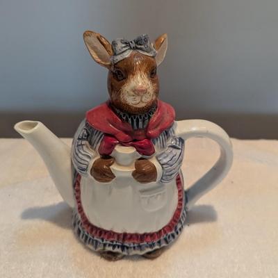 Vintage Bunny Teapot Approx 8 1/2" Tall