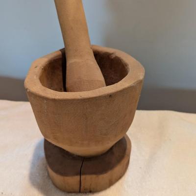 Hechoen Puerto Rico Large Wooden Mortar & Pestle